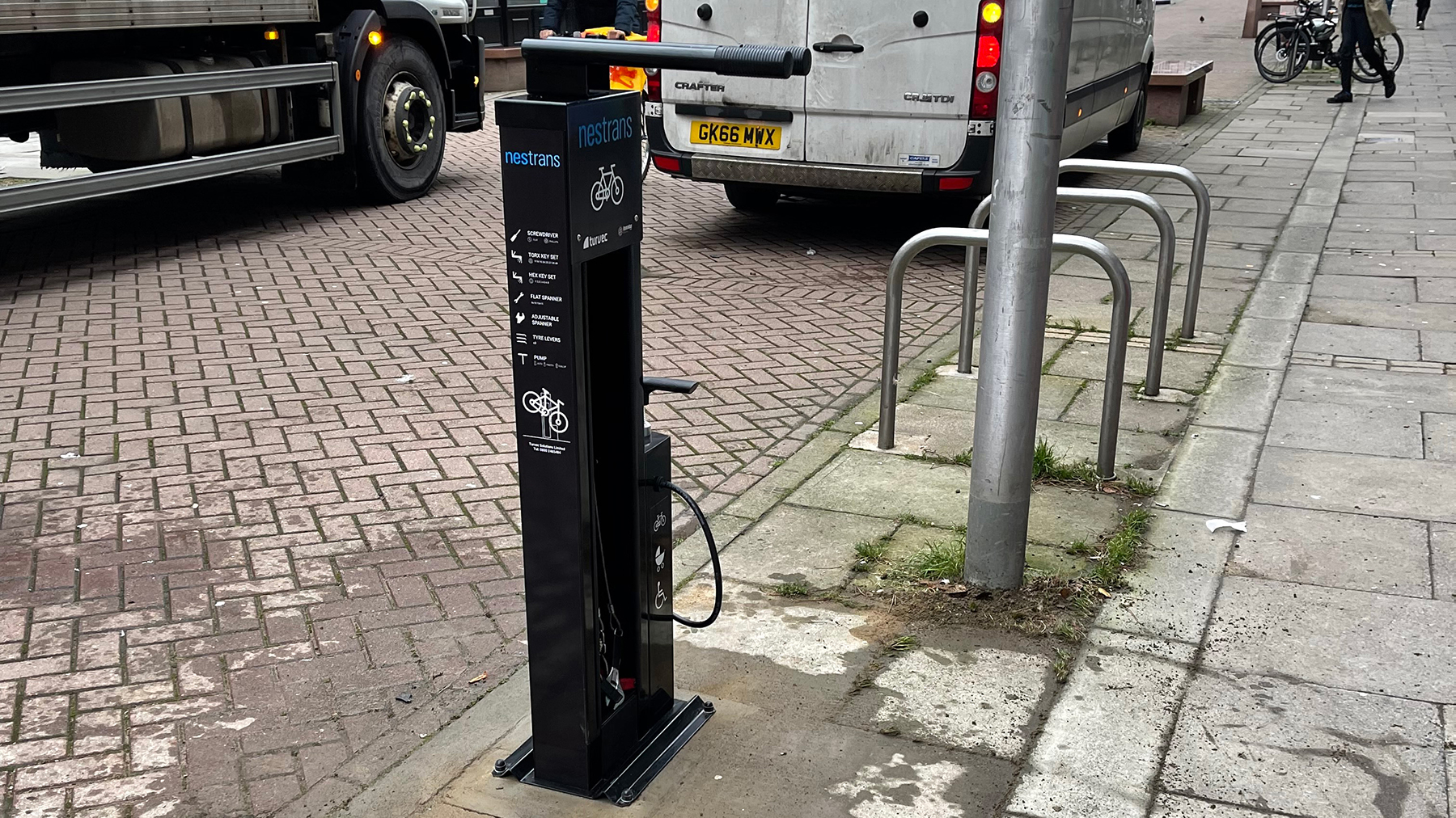 bike repair station aberdeen council