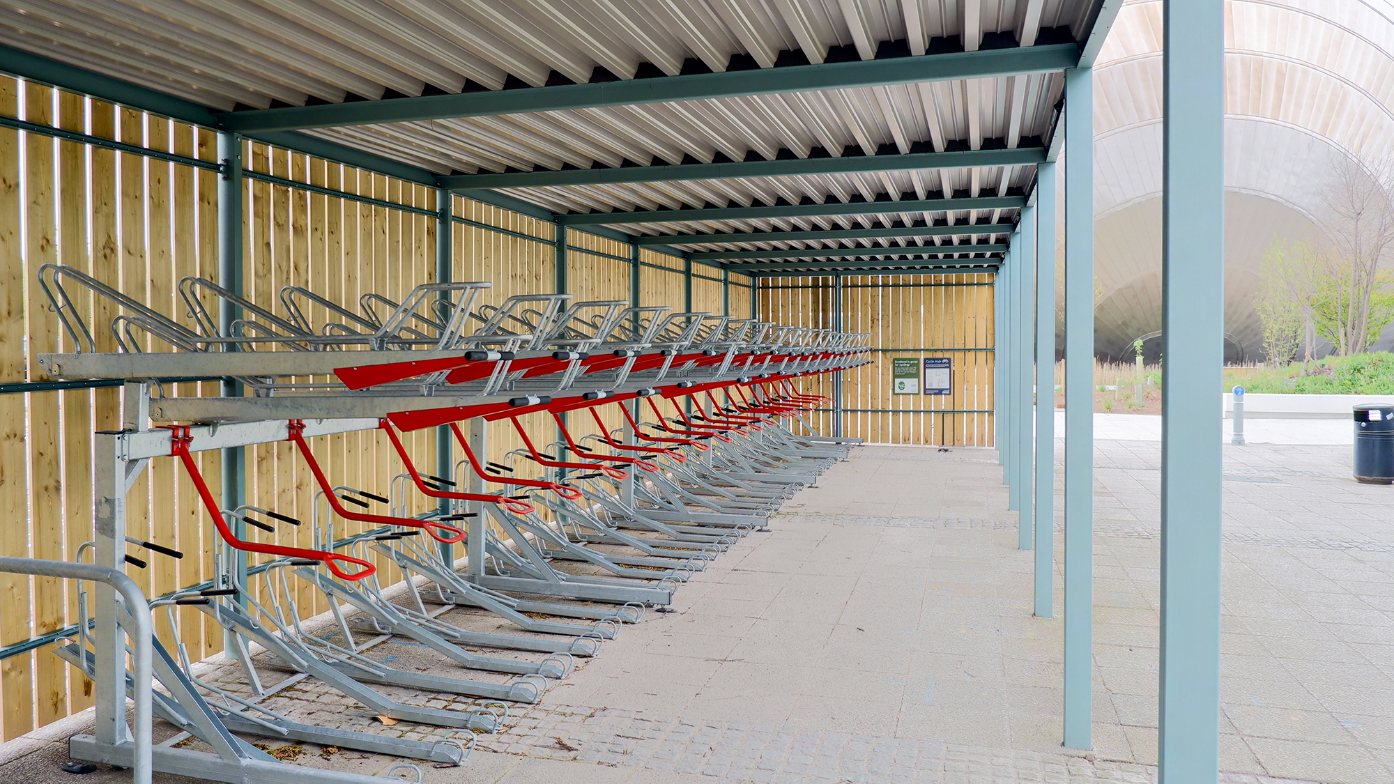 bike racks at glasgow science centre