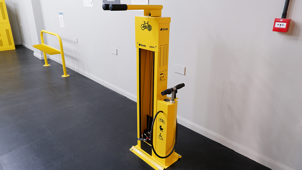 Public bike pump online