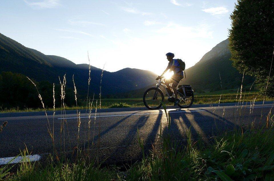 Electric-Bike-Downhill