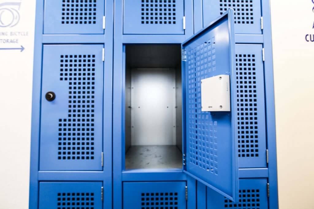 Lockable bike lockers